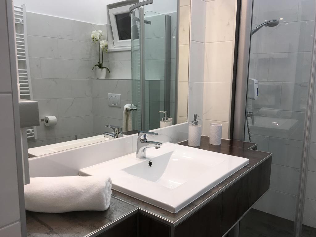 Gutenberg Apartments Segedyn Zewnętrze zdjęcie